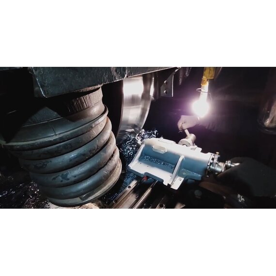 Обточка колесных пар без выкатки мобильным станком